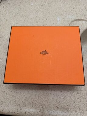 Hermès Orange Gift Box & Dust Bag